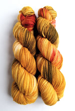 Load image into Gallery viewer, Smaug on superwash merino/cashmere/nylon aran weight yarn. freeshipping - Felt Fusion
