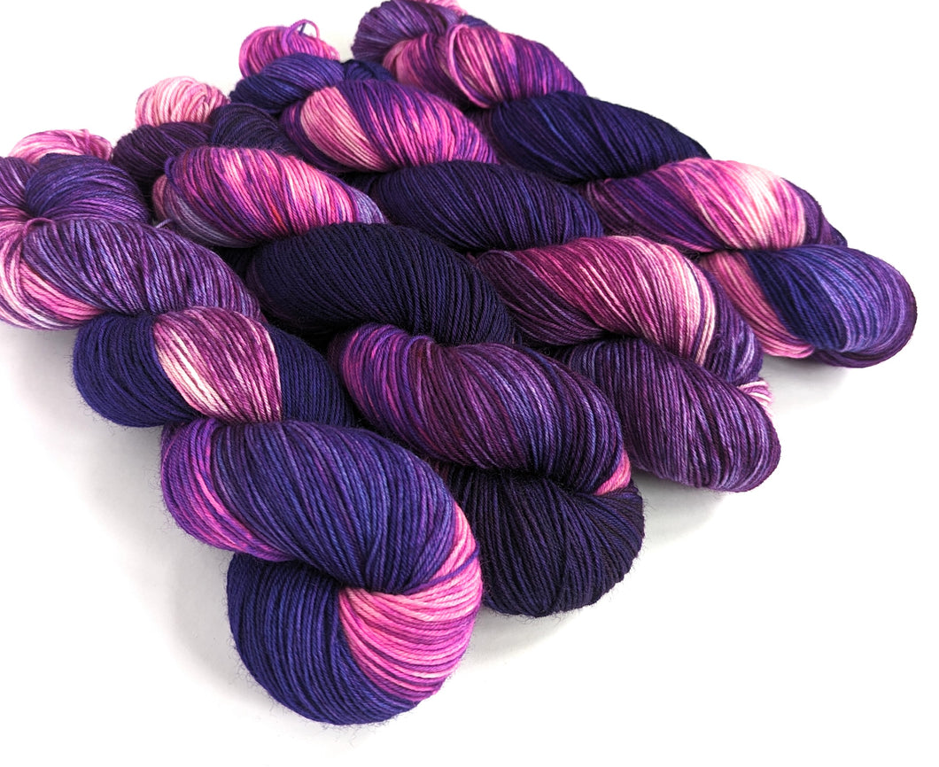 A Frankenskein colourway on superwash BFL/nylon sock yarn.