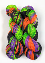 Load image into Gallery viewer, Ooky on superwash merino/bamboo DK.
