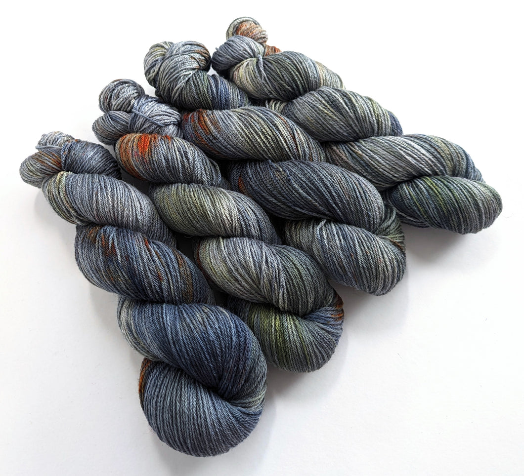 Mordor on cormo/silk 4ply/fingering weight.