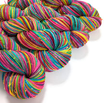 Load image into Gallery viewer, Play That Sax on superwash merino/neon neps 4ply/fingering weight.
