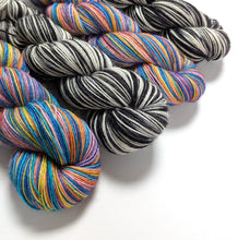 Load image into Gallery viewer, Wednesday&#39;s Window on 100% llama 4ply/fingering weight yarn. Natural base.
