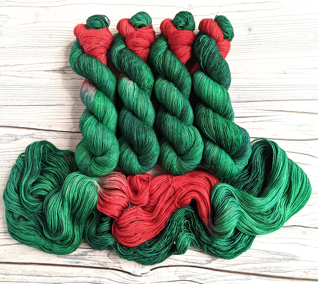 Tinne (Holly) on a choice of yarn bases.