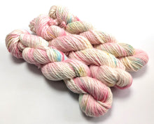 Load image into Gallery viewer, Cotton Candy Cloud, on various bases.
