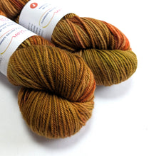 Load image into Gallery viewer, Rust on superwash merino worsted/aran (Rios).
