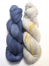 Load image into Gallery viewer, Starlight sets.  2 x 100g British wool 4ply with silk.
