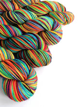 Load image into Gallery viewer, Blackbow on superwash merino/nylon sock yarn. freeshipping - Felt Fusion
