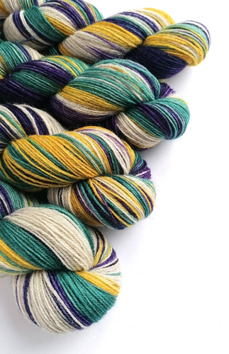 Yule, hand dyed on a British wool sock yarn. freeshipping - Felt Fusion