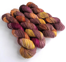 Load image into Gallery viewer, Randomise on a Superwash Merino/Nylon sock yarn. freeshipping - Felt Fusion
