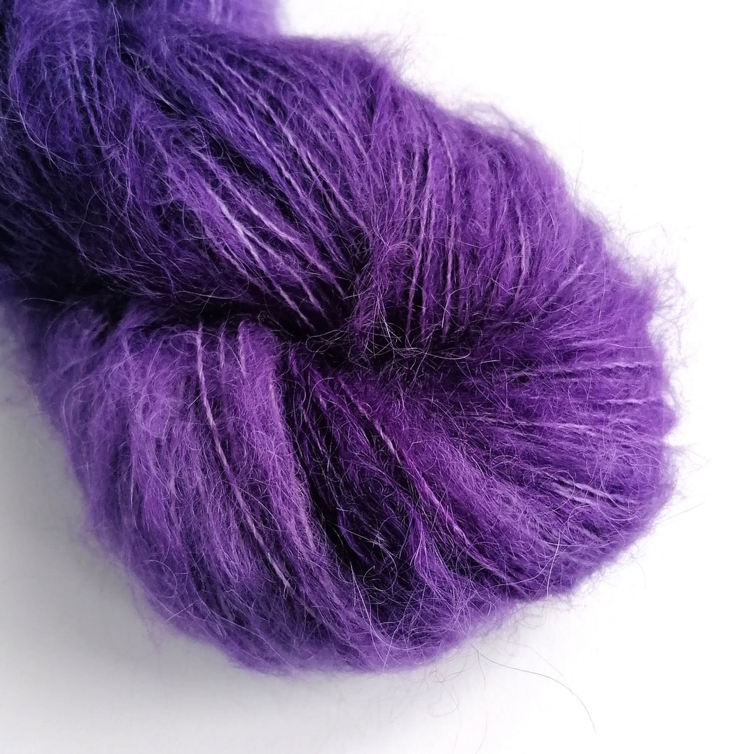 Hand dyed Suri Alpaca 4ply Cloud Fluff yarn. freeshipping - Felt Fusion
