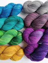 Load image into Gallery viewer, Hand dyed British wool sock yarn, Superwash Exmoor Blueface/Corriedale/Zwartbles/nylon freeshipping - Felt Fusion
